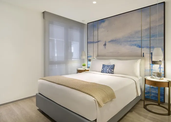 Lanson Place Winsland, Singapore